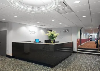 Ramada by Wyndham Jersey City hotel thumbnail 4