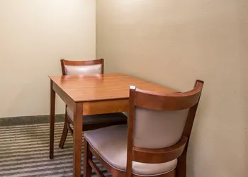 Comfort Inn Hammond I-94 hotel thumbnail 4