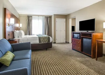 Comfort Inn Hammond I-94 hotel thumbnail 8