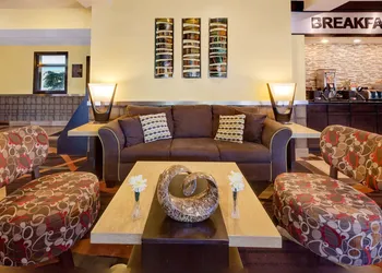 Super 8 by Wyndham Akron S/Green/Uniontown OH hotel thumbnail 2