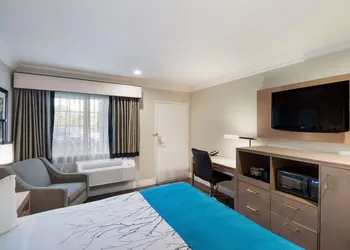 Best Western Woodland Hills Inn hotel thumbnail 5