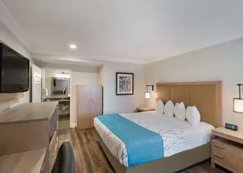 Best Western Woodland Hills Inn hotel thumbnail 6