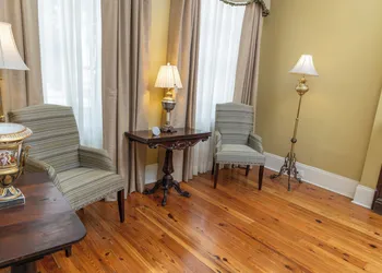 Lamothe House hotel thumbnail 5