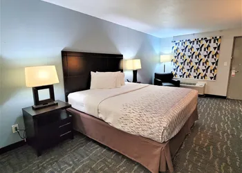 Inn of Rockwall hotel thumbnail 2