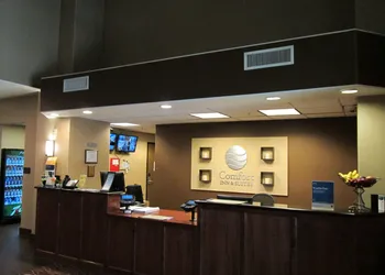 Comfort Inn & Suites Galt - Lodi North hotel thumbnail 6