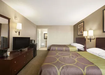 Super 8 by Wyndham Ormond Beach hotel thumbnail 5