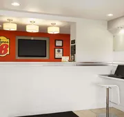 Super 8 by Wyndham Ormond Beach hotel detail image 3