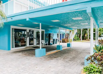 The Bayside Inn & Marina hotel thumbnail 2