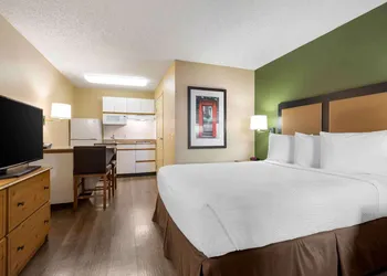 Extended Stay America Suites San Diego Fashion Valley hotel thumbnail 6