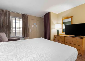 Extended Stay America Suites San Diego Fashion Valley hotel thumbnail 7