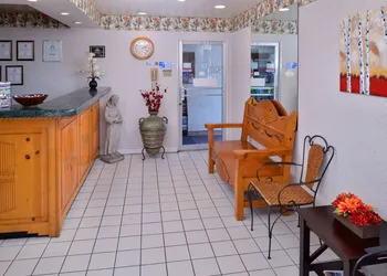 Americas Best Value Inn Loma Lodge hotel thumbnail 3