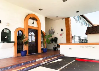 Americas Best Value Inn Loma Lodge hotel thumbnail 5