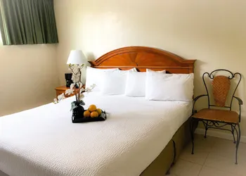 Americas Best Value Inn Loma Lodge hotel thumbnail 8