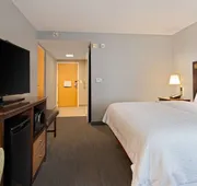 Hampton Inn & Suites Fort Myers Beach/Sanibel Gateway hotel detail image 7