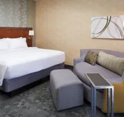 Courtyard by Marriott Detroit Dearborn hotel detail image 4