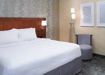 Courtyard by Marriott Detroit Dearborn hotel thumbnail 8