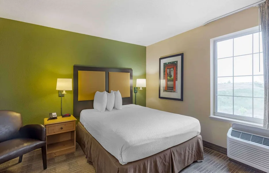 Extended Stay America Select Suites Orlando Southpark hotel detail image 6