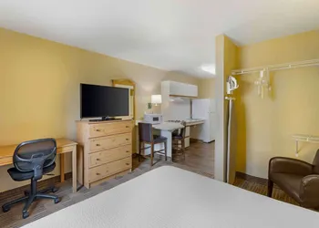 Extended Stay America Select Suites Orlando Southpark hotel thumbnail 8