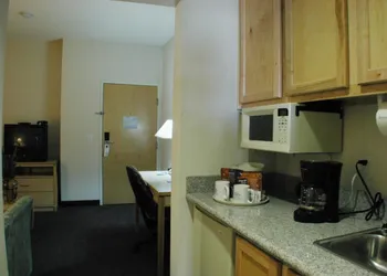 Holiday Inn Express San Antonio Rivercenter Area by IHG hotel thumbnail 6