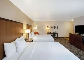 La Quinta Inn & Suites by Wyndham Las Vegas Red Rock hotel thumbnail 6