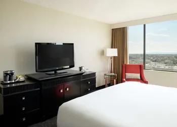 DoubleTree by Hilton Hotel Los Angeles Downtown hotel thumbnail 8