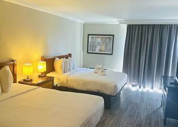 Aqua Beach Inn hotel thumbnail 4
