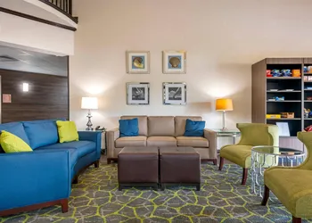 Comfort Inn & Suites Fort Lauderdale West Turnpike hotel thumbnail 2