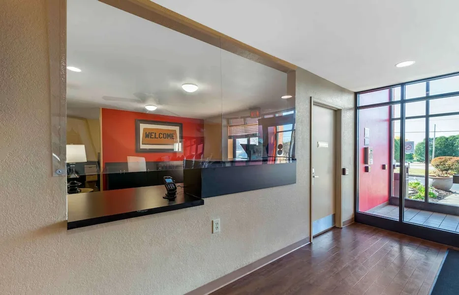 Extended Stay America Select Suites Rockford State Street hotel detail image 2