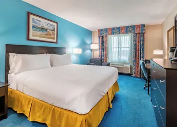 Holiday Inn Express & Suites Kendall by IHG hotel thumbnail 3