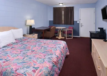 Americas Best Value Inn & Suites Branson - Near the Strip hotel thumbnail 8