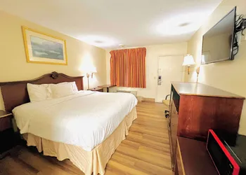 Knights Inn Yemassee hotel thumbnail 8