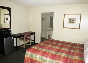 Affordable Hotel hotel thumbnail 5