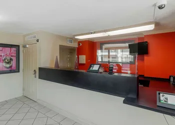 Extended Stay America Select Suites Atlanta Perimeter Hammon hotel thumbnail 2