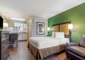 Extended Stay America Select Suites Atlanta Perimeter Hammon hotel thumbnail 5