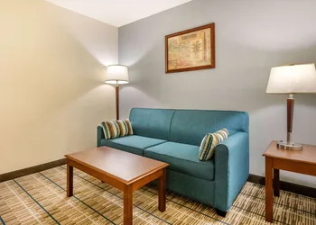 MainStay Suites Grantville - Hershey North hotel thumbnail 8