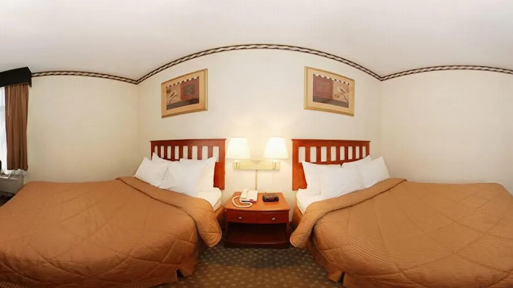Crescent Hotel hotel detail image 2