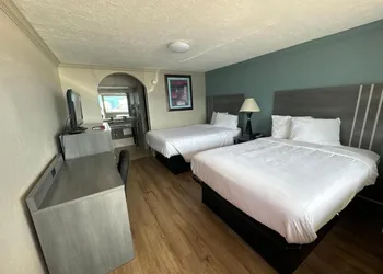 Econo Lodge Galveston Seawall hotel thumbnail 7