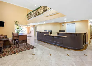 La Quinta Inn & Suites by Wyndham Moreno Valley hotel thumbnail 3