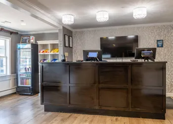 Port Inn and Suites Portsmouth, an Ascend Collection Hotel hotel thumbnail 3