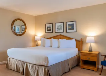 Port Inn and Suites Portsmouth, an Ascend Collection Hotel hotel thumbnail 4