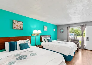 Americas Best Value Inn & Suites Williamstown hotel thumbnail 5
