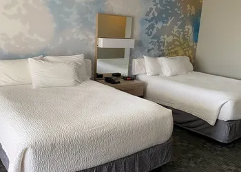 Courtyard by Marriott Raynham hotel thumbnail 7