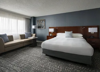 Bakersfield Marriott at the Convention Center hotel thumbnail 8