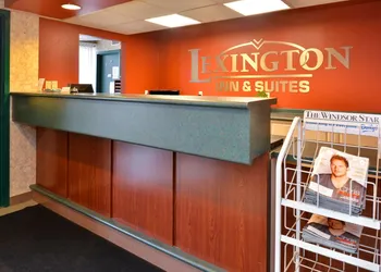 Lexington Inn & Suites Windsor hotel thumbnail 2