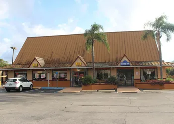 Tampa Inn - Near Busch Gardens hotel thumbnail 3
