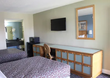 Tampa Inn - Near Busch Gardens hotel thumbnail 8