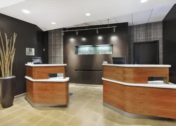 Courtyard by Marriott Secaucus Meadowlands hotel thumbnail 3
