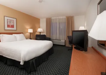 Baymont by Wyndham Coon Rapids hotel thumbnail 5