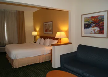 Baymont by Wyndham Coon Rapids hotel thumbnail 6
