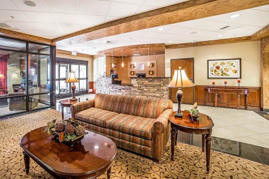 Comfort Inn & Suites Henderson - Las Vegas hotel detail image 6